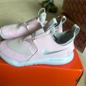 Toddler Nike flex runner